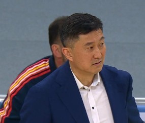 乐鱼体育集团-广东男篮为什么惨遭首钢逆转？广东记者给出答案，杜锋该让贤了？